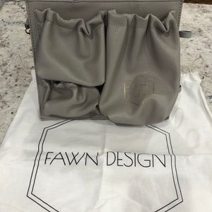 Fawn Design Tote Savvy Diaper Bag insert